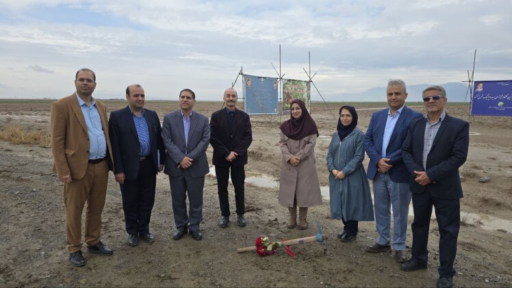 بزرگترین گلخانه شرق کشور؛ تلفیقی از نوآوری، اشتغال و صرفهجویی آبی